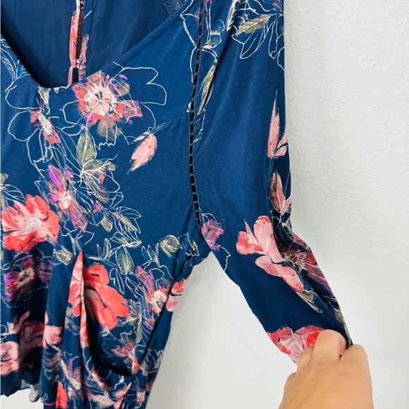 Free People Eyes On You Printed Dress in Navy size 6 - Picture 8 of 10